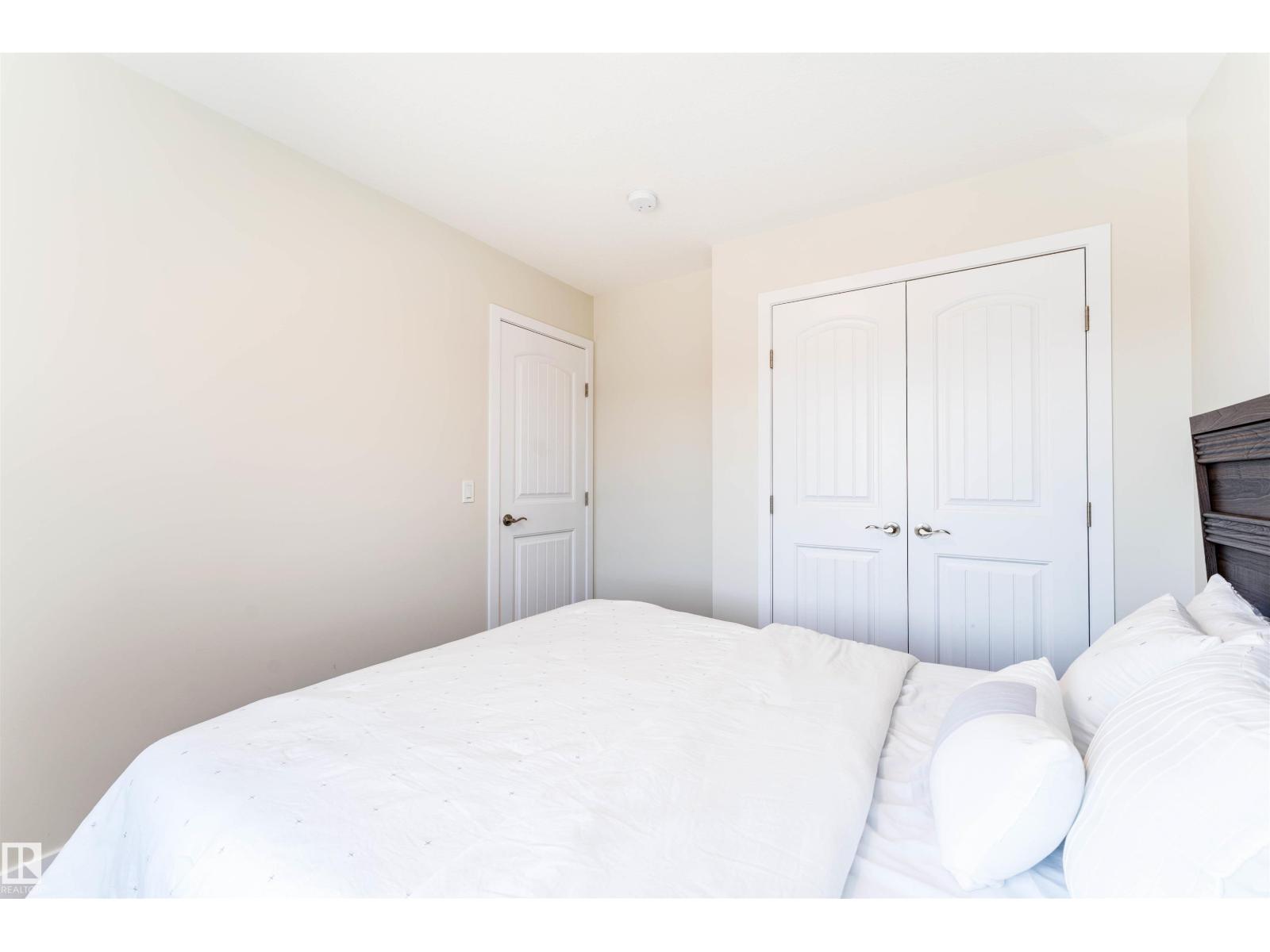 22938 95a AV NW NW, Edmonton