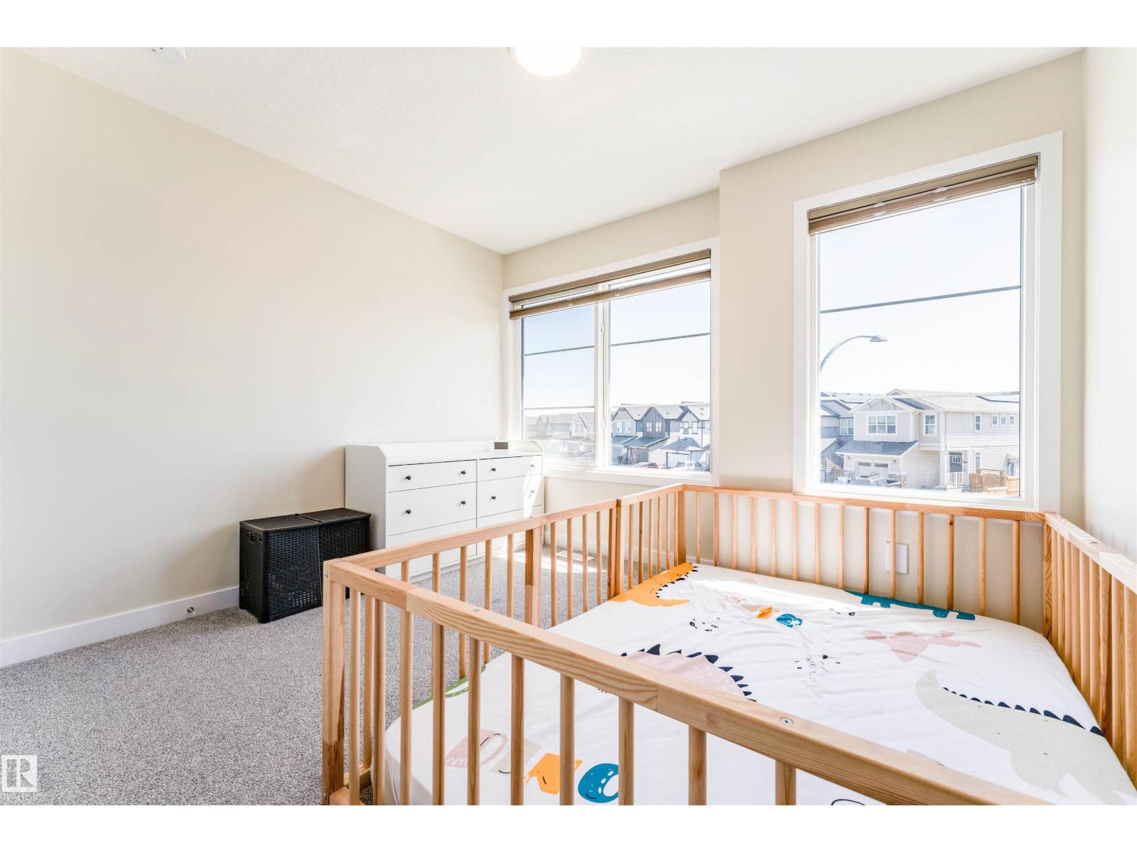 22938 95a AV NW NW, Edmonton
