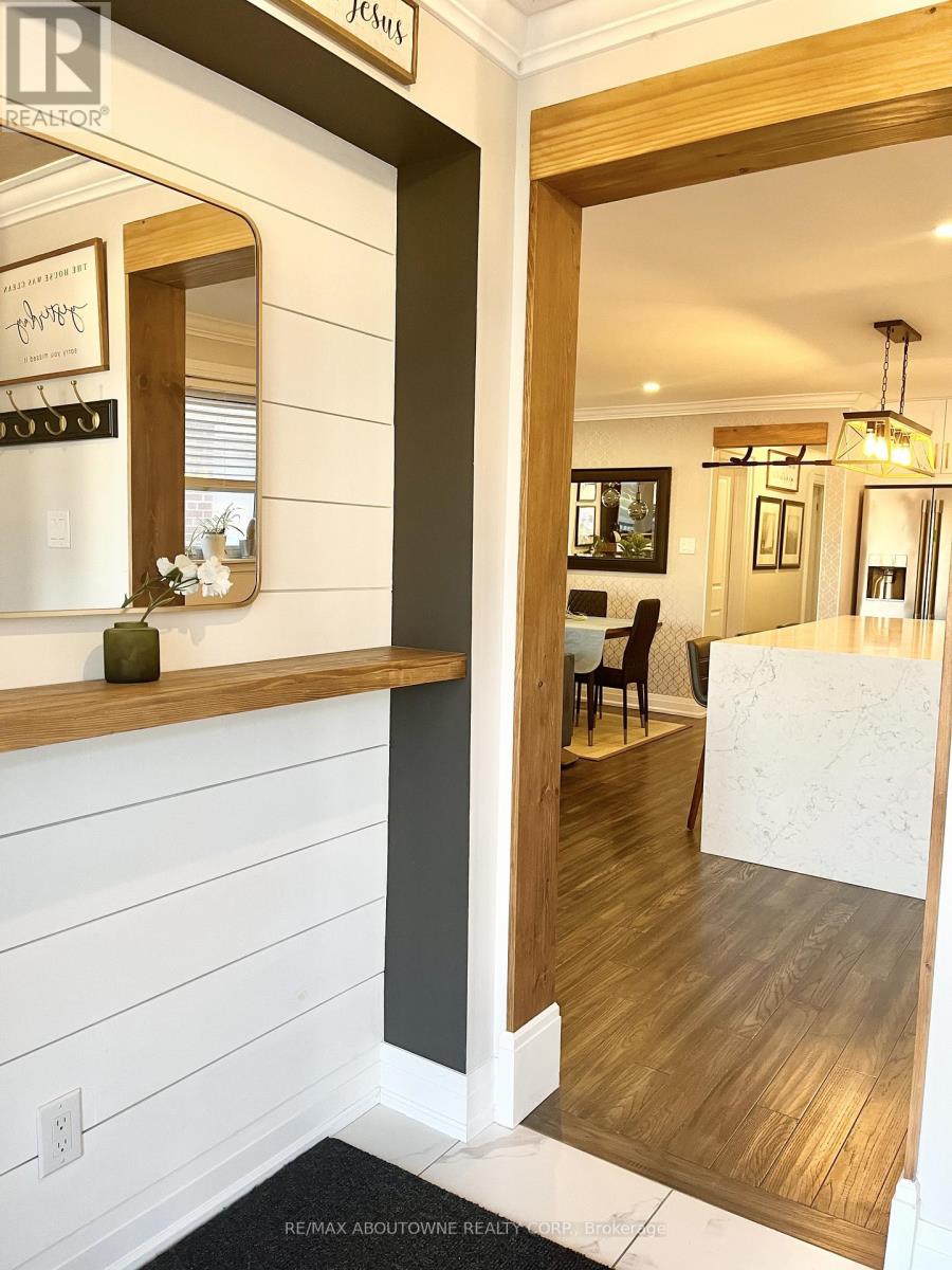 3302 CARDROSS ROAD - 39