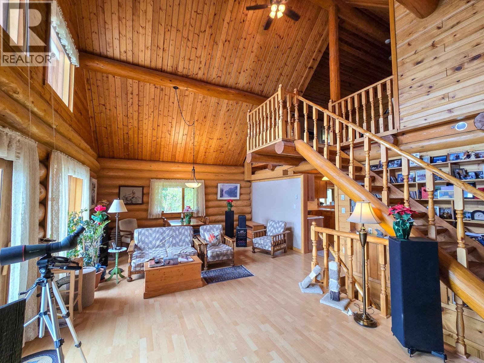 7145 LINCOLN DRIVE - 13