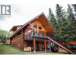 Dining nook - 7145 Lincoln Drive, Bridge Lake, BC V0K1X1 Photo 7