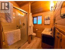 7145 Lincoln Drive, Bridge Lake, BC V0K1X1 Photo 16