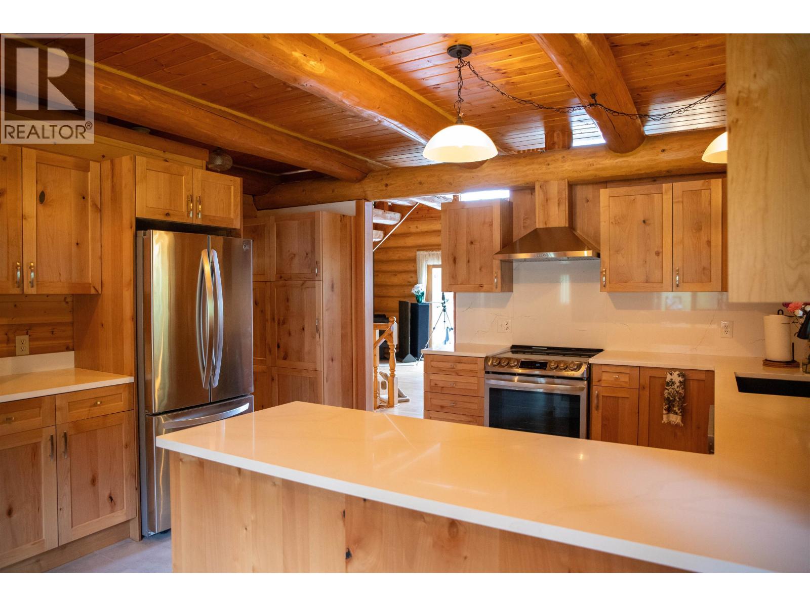 7145 LINCOLN DRIVE - 11