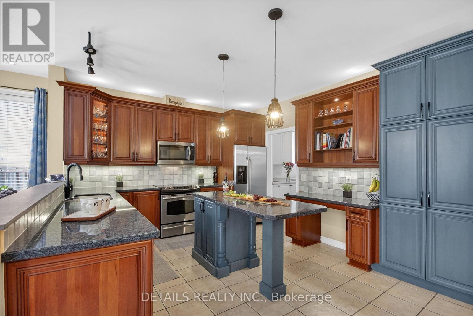 223 FLODDEN WAY - 14