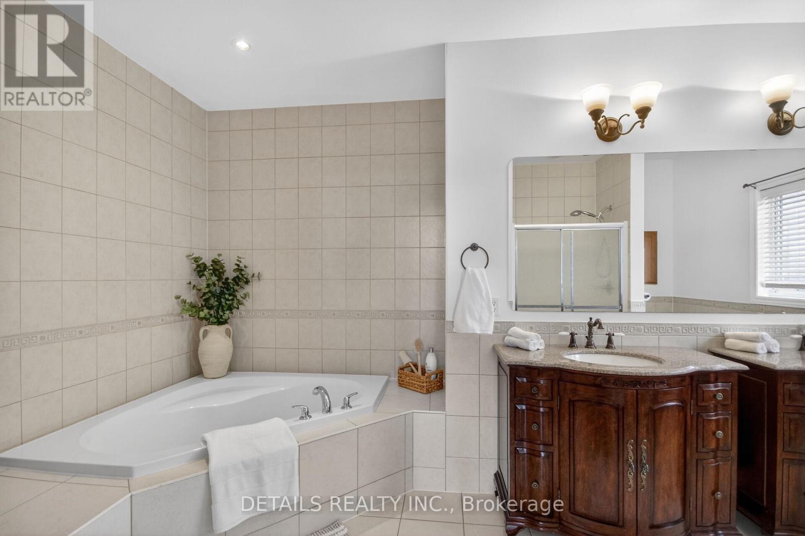 223 FLODDEN WAY - 28