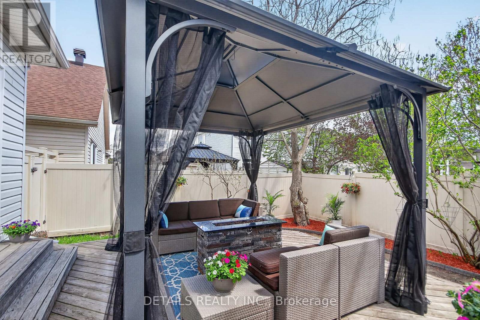 223 FLODDEN WAY - 36