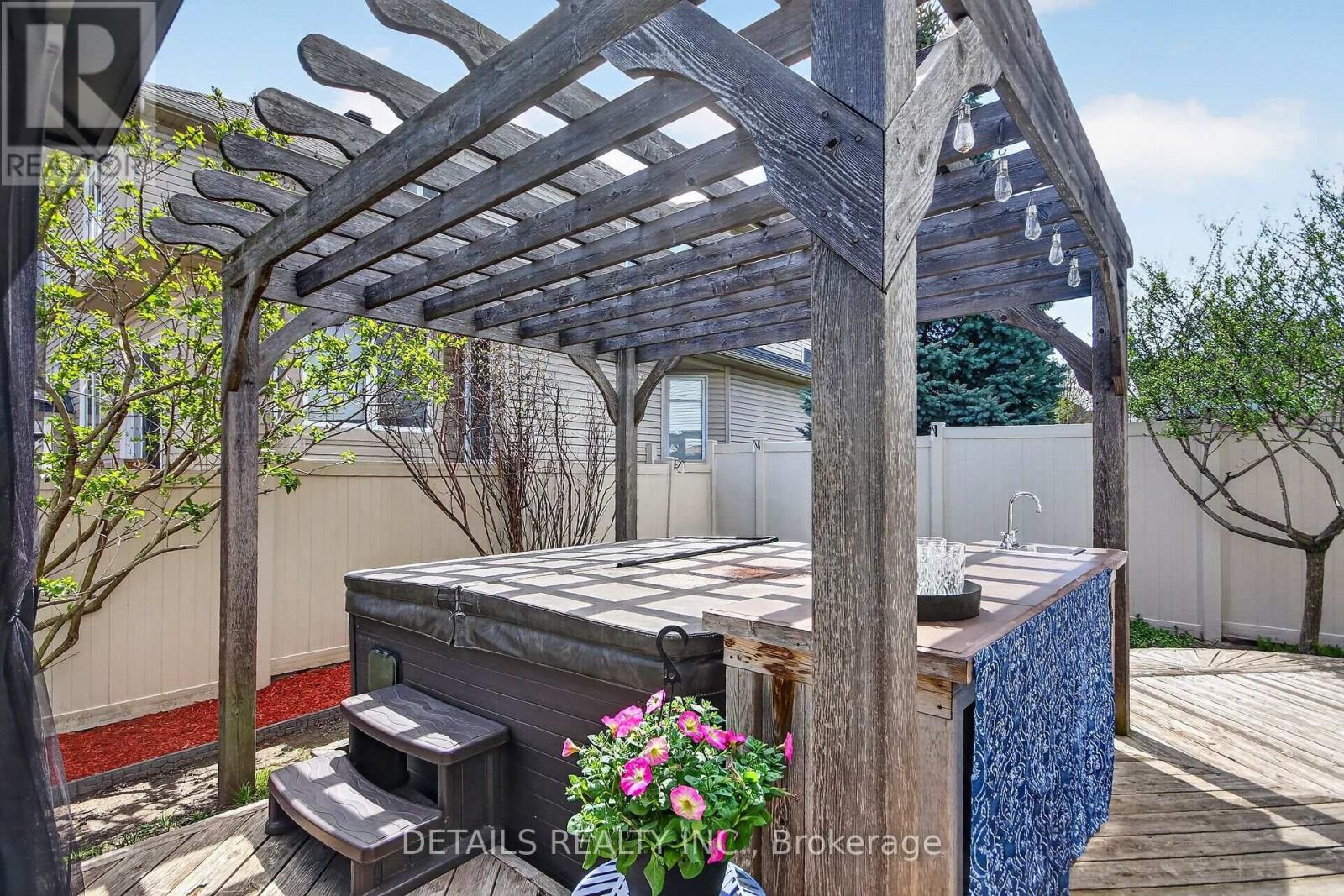 223 FLODDEN WAY - 37