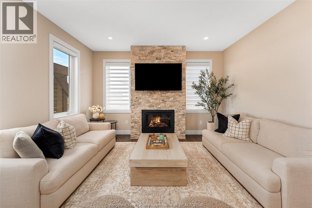 4523 ANDERSON - 16