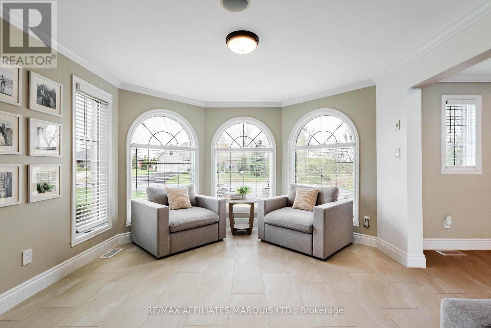 46 CHANTINE DRIVE - 15