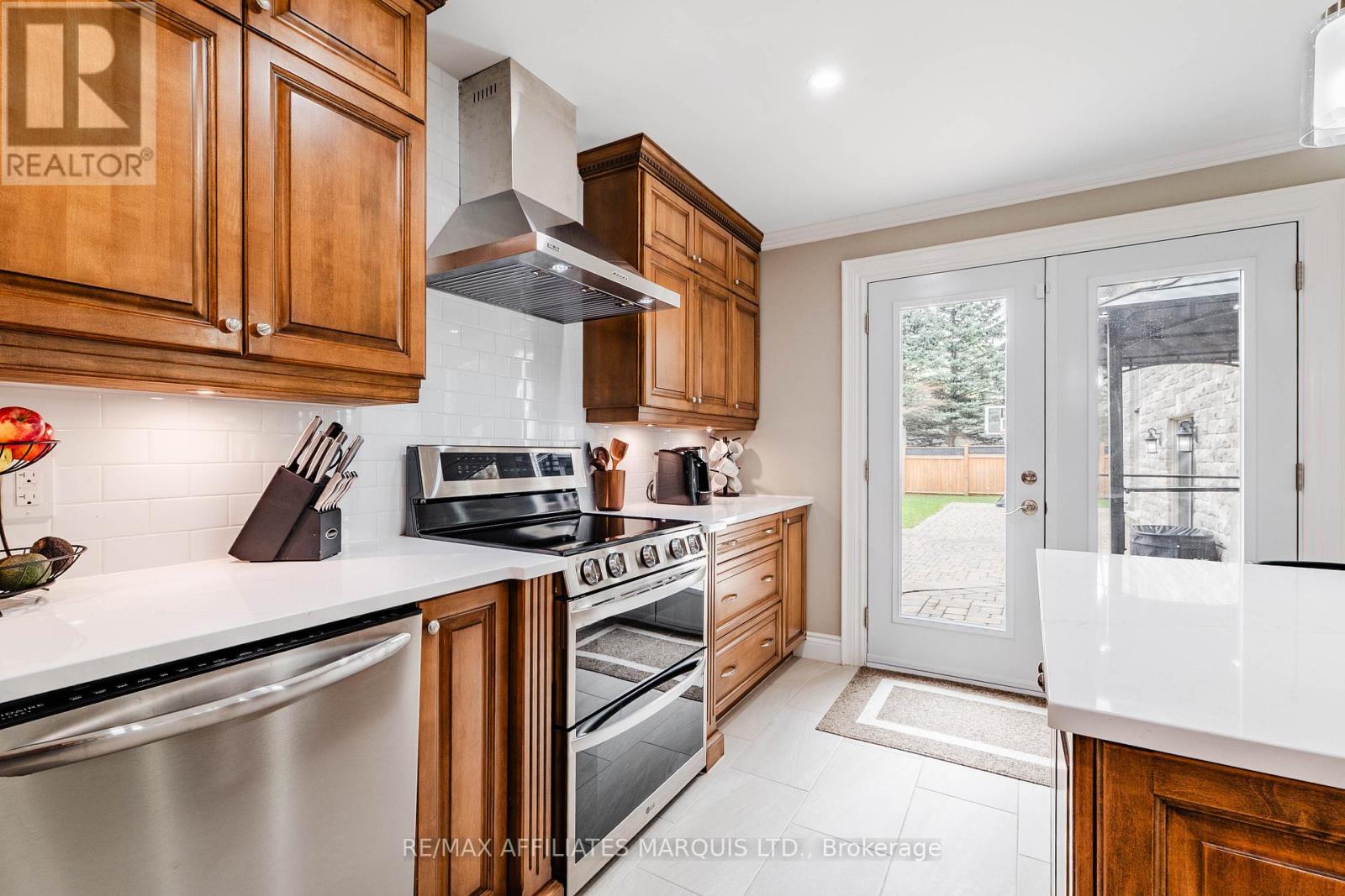 46 CHANTINE DRIVE - 21