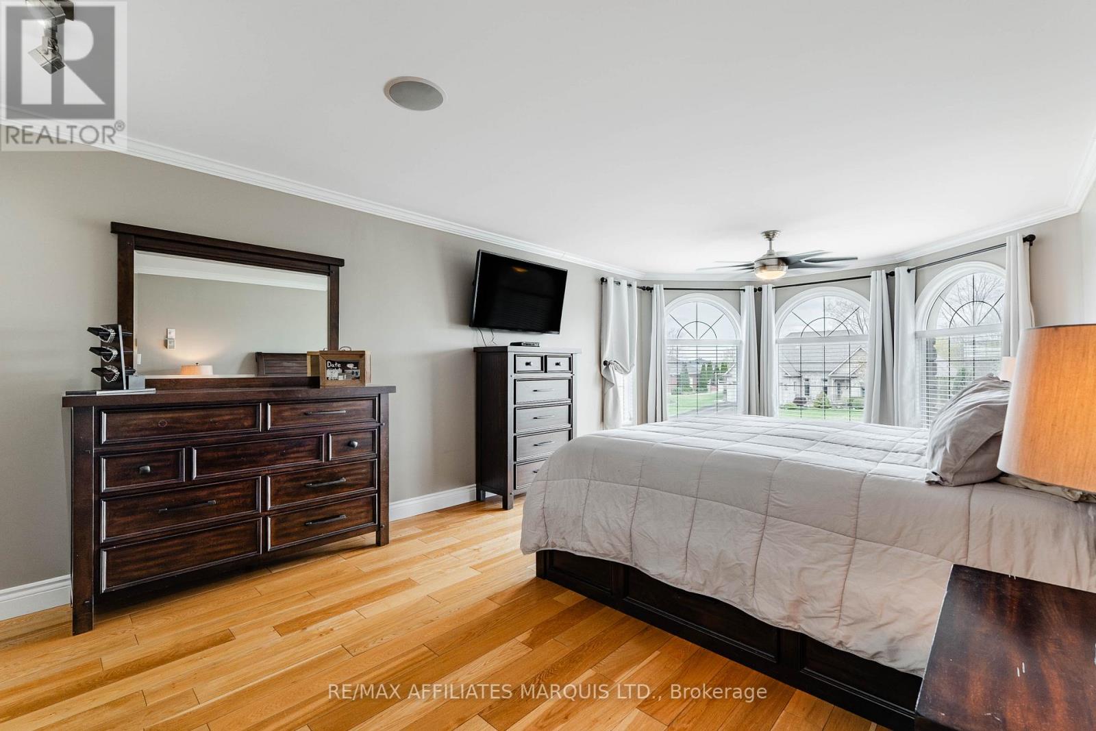 46 CHANTINE DRIVE - 26