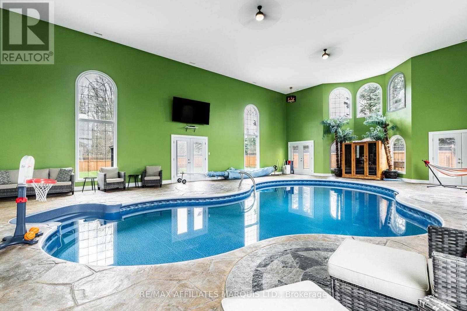 46 CHANTINE DRIVE - Image 3