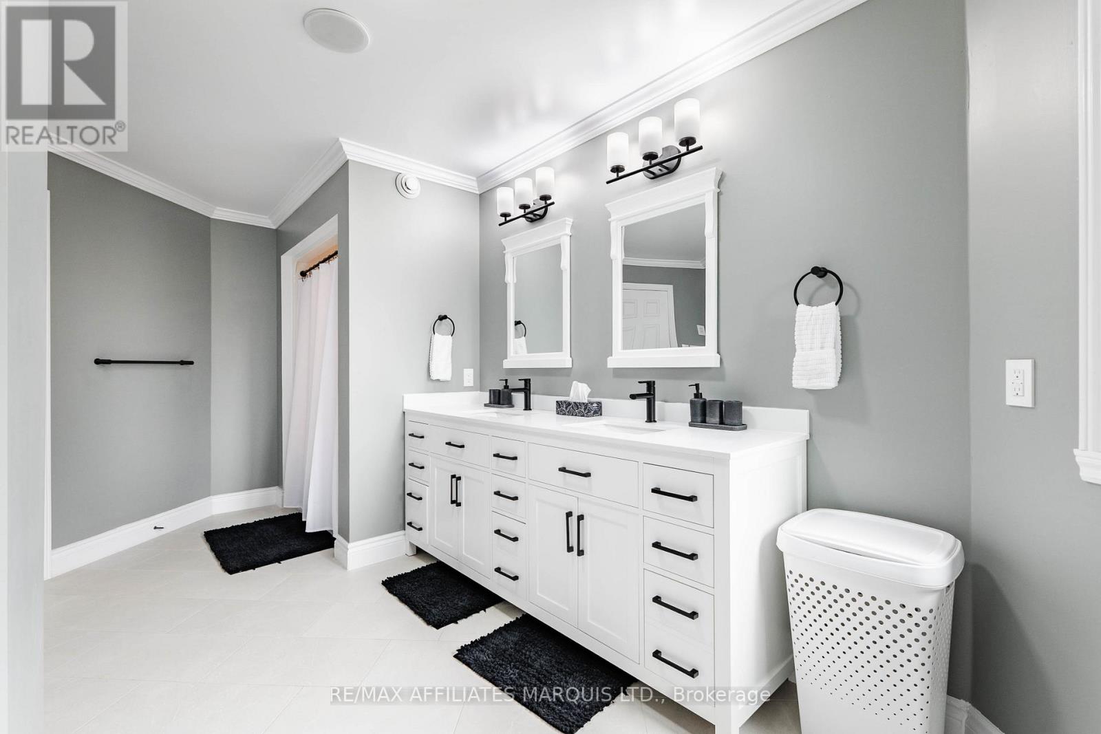 46 CHANTINE DRIVE - 35