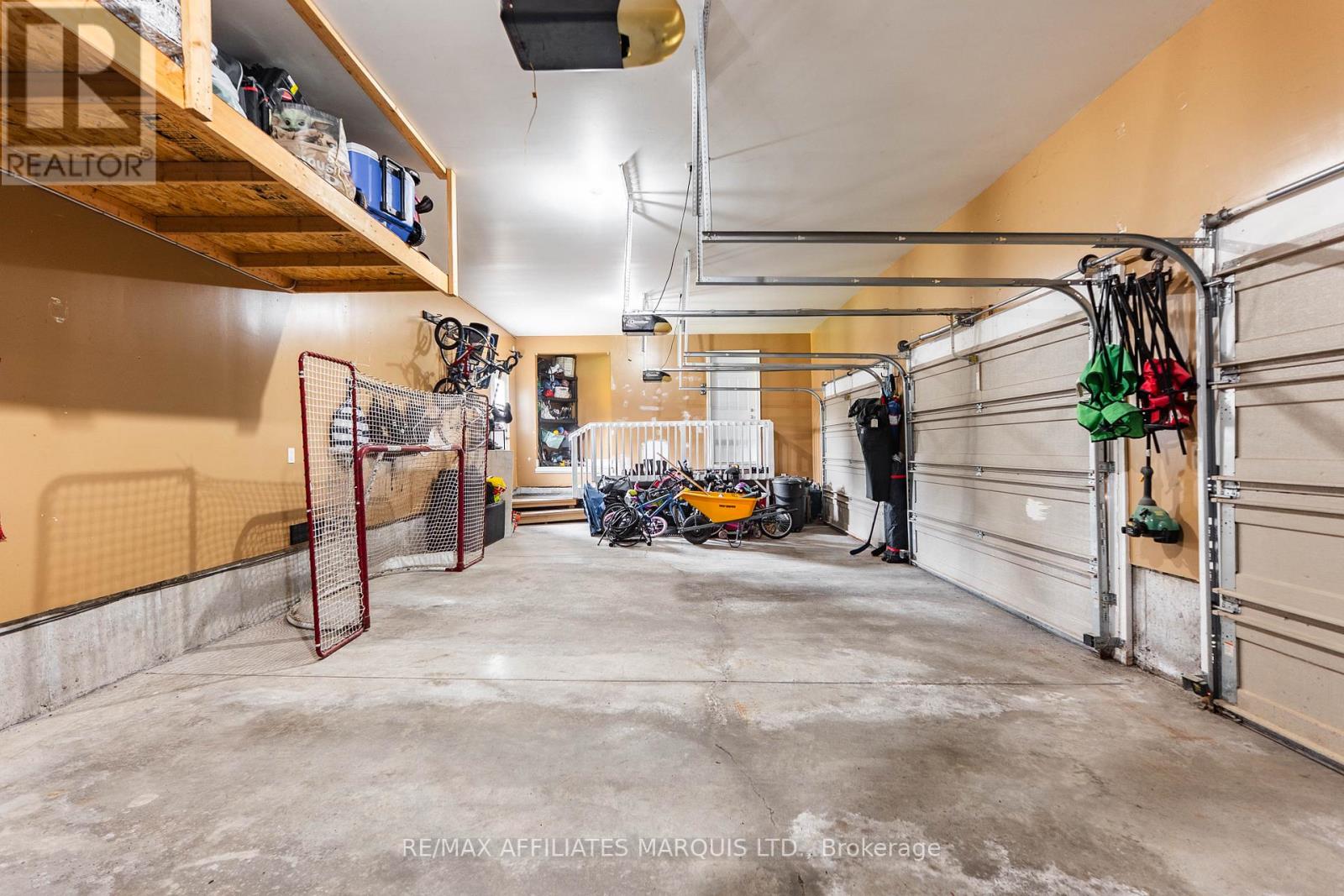 46 CHANTINE DRIVE - 39