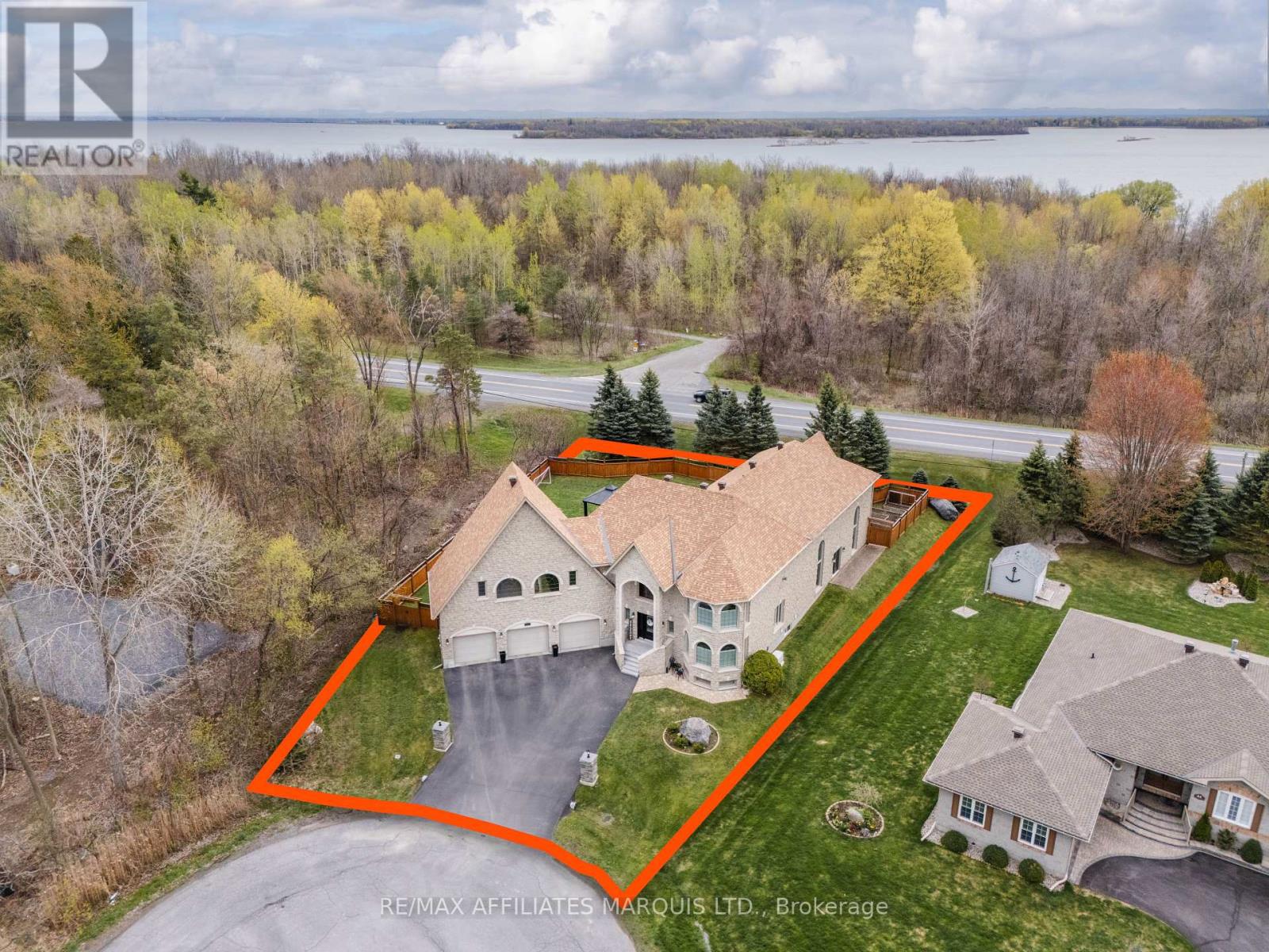46 CHANTINE DRIVE - 48