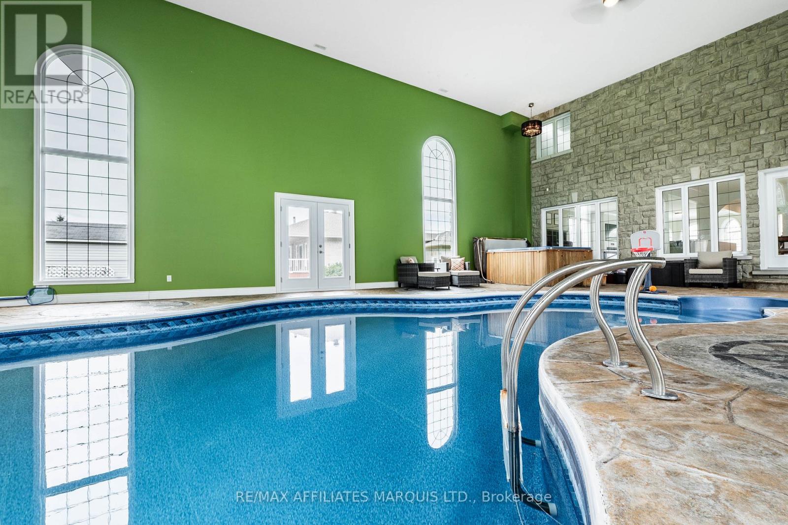 46 CHANTINE DRIVE - 8