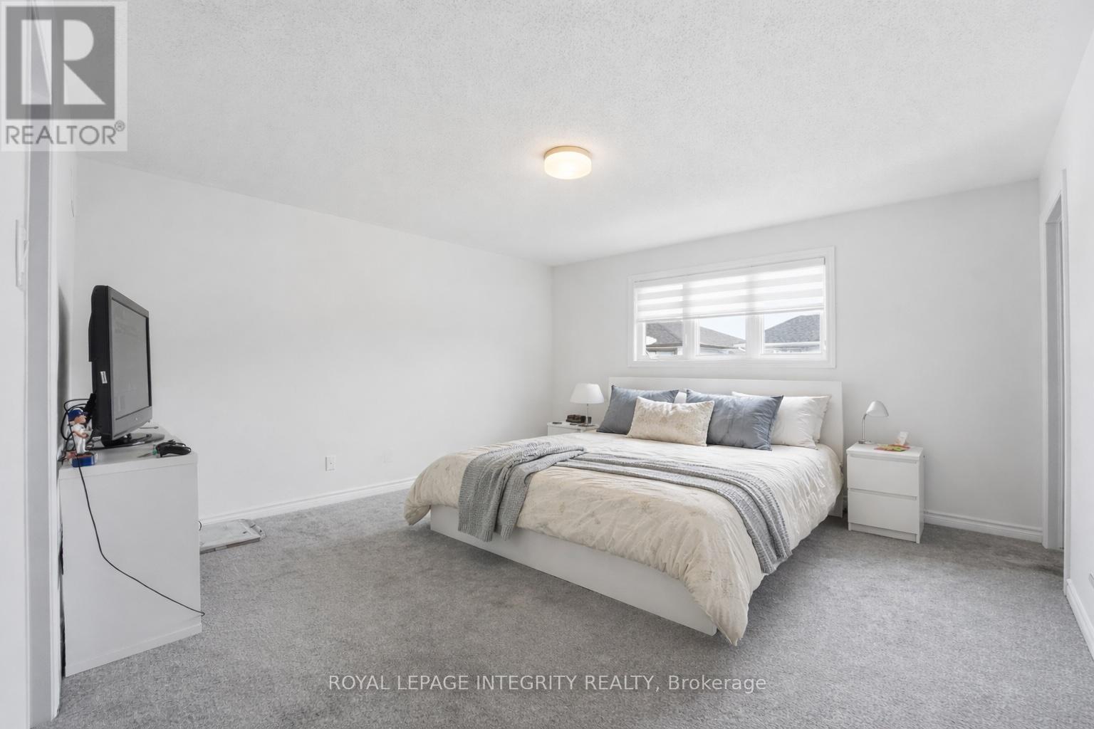 36 JARGEAU ROAD - 10