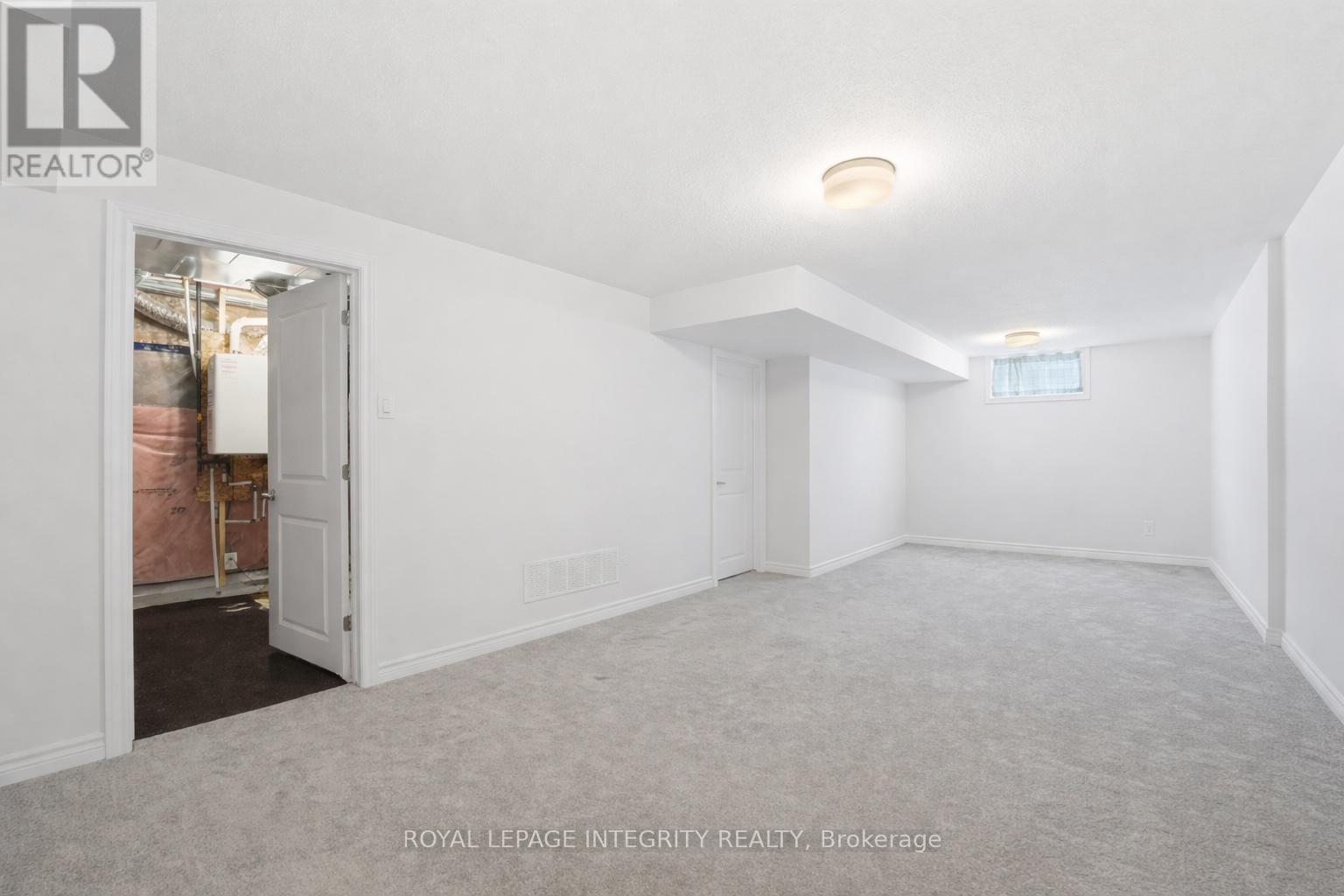 36 JARGEAU ROAD - 14