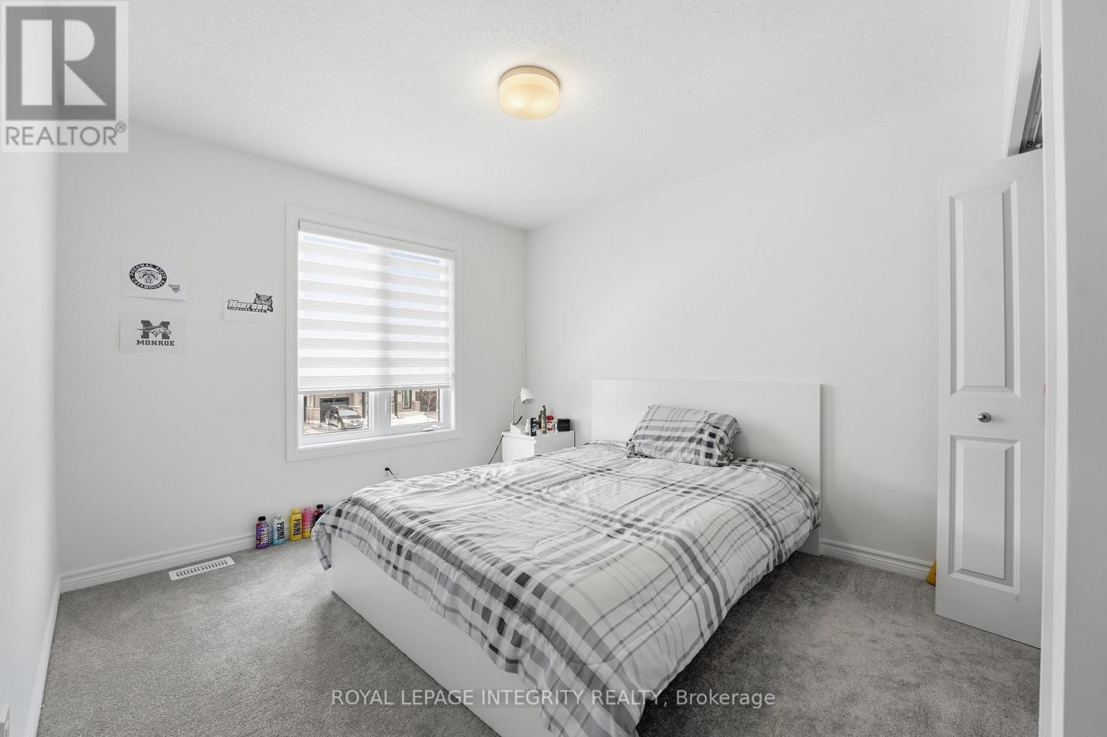 36 JARGEAU ROAD - 12