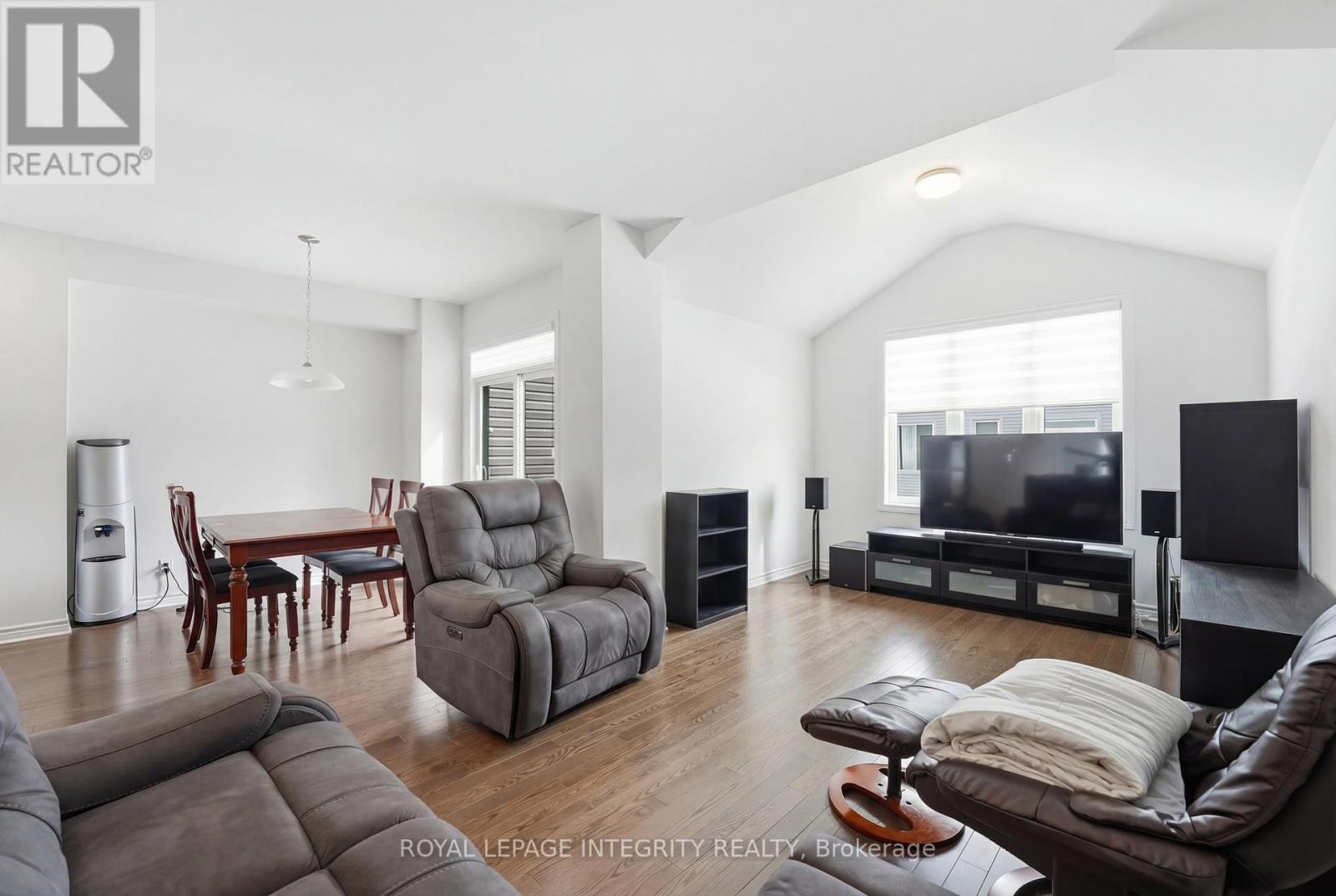 36 JARGEAU ROAD - 8