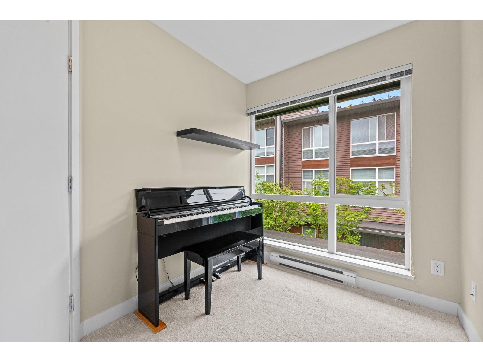 House in Surrey - Image 10