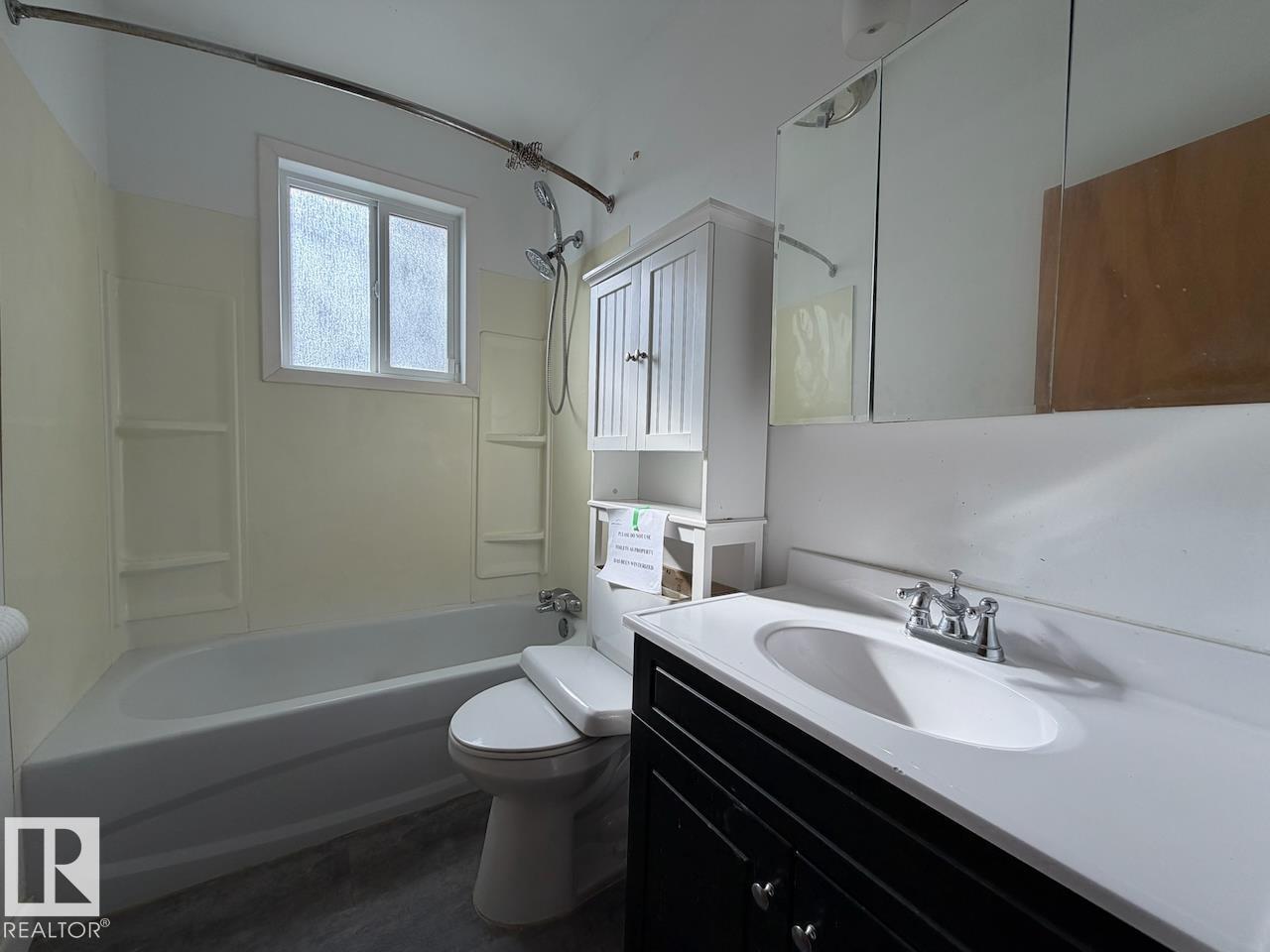 5003 46 AV — photo 13