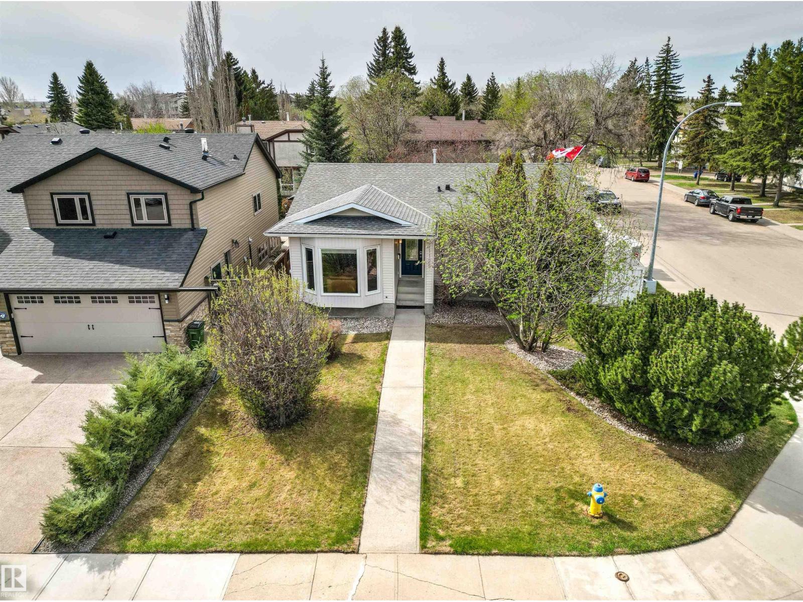 11129 20 AV NW, Edmonton
