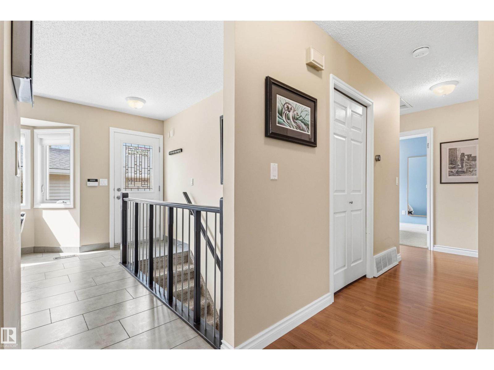11129 20 AV NW, Edmonton