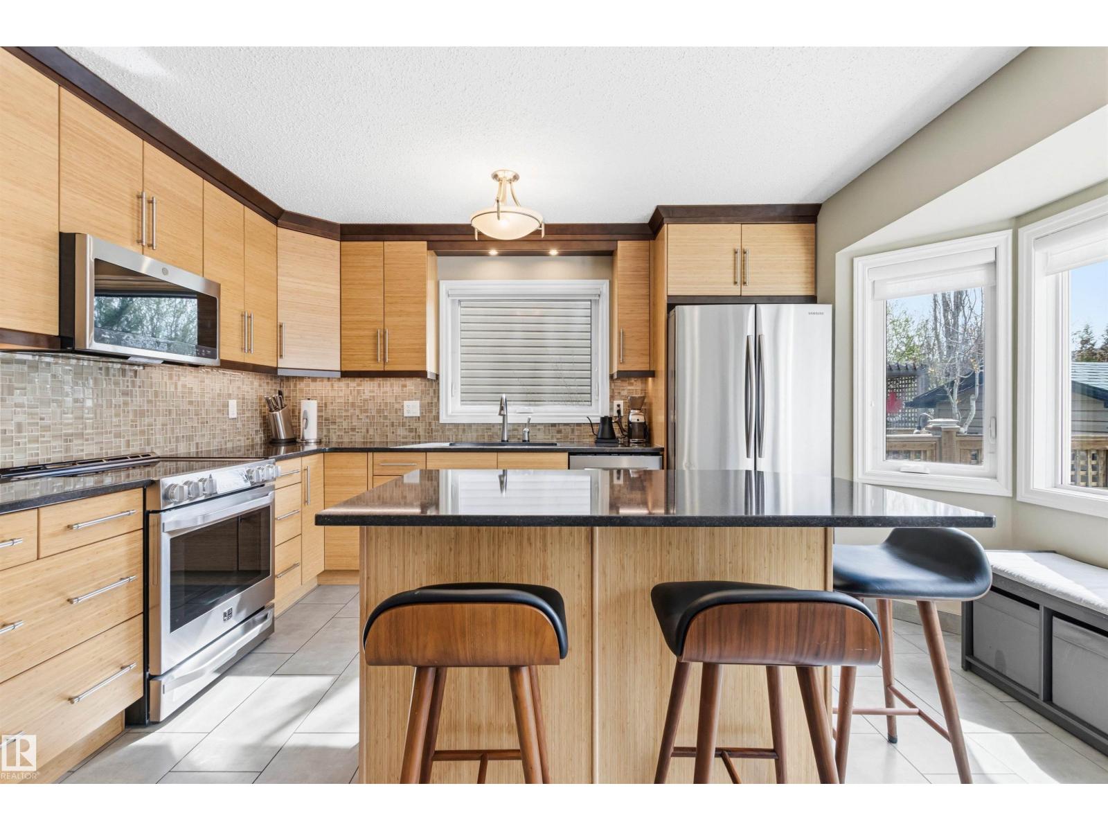 11129 20 AV NW, Edmonton