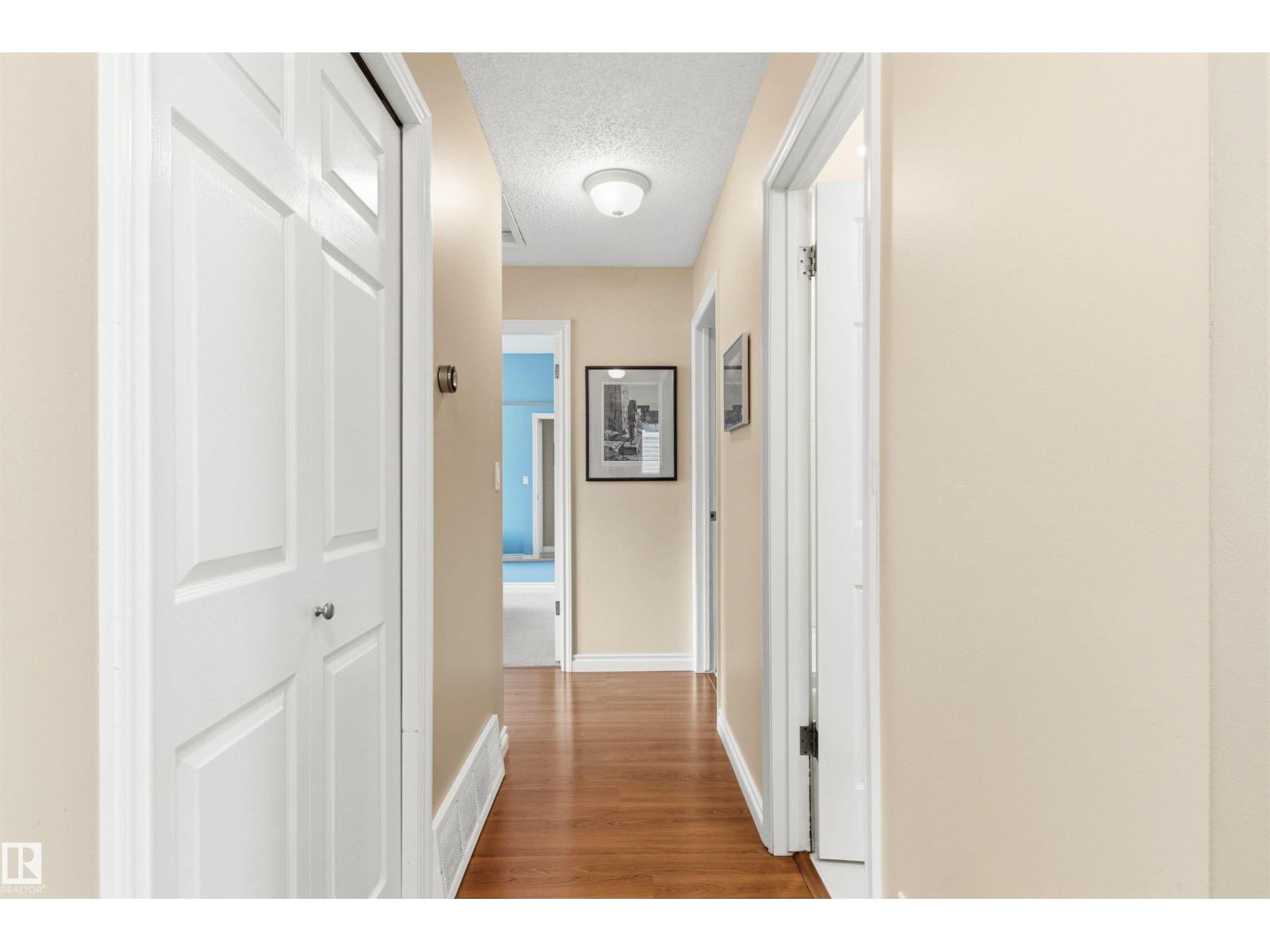 11129 20 AV NW, Edmonton