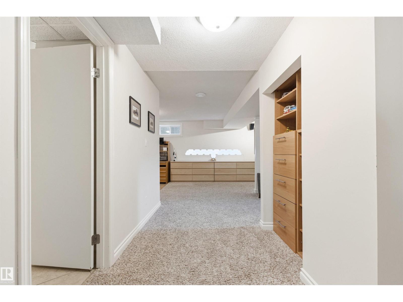 11129 20 AV NW, Edmonton