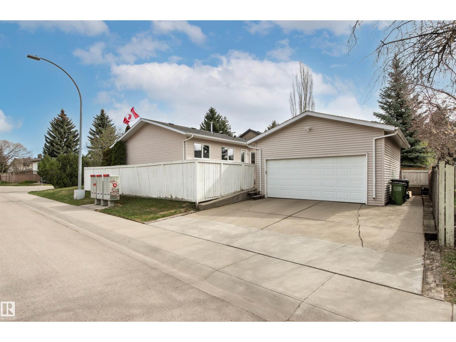 11129 20 AV NW, Edmonton