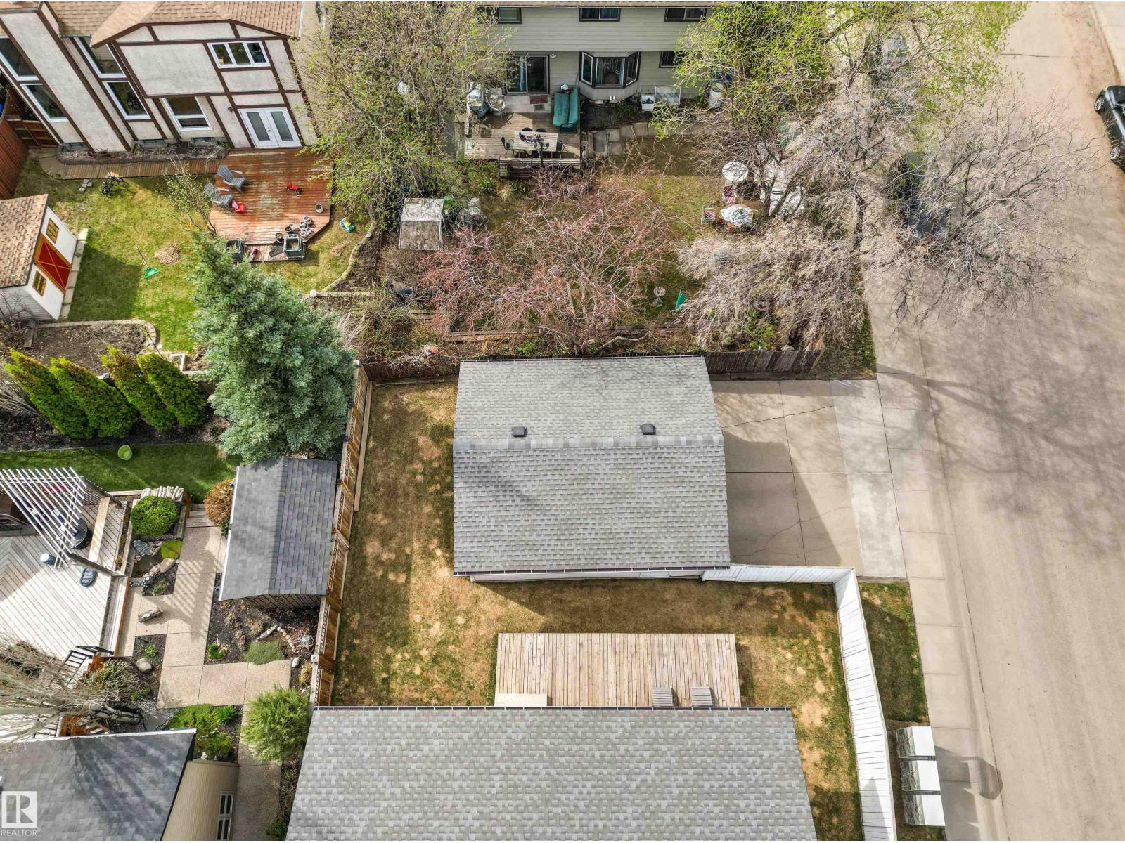 11129 20 AV NW, Edmonton