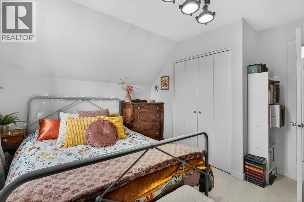 2814 Caen Road - 38