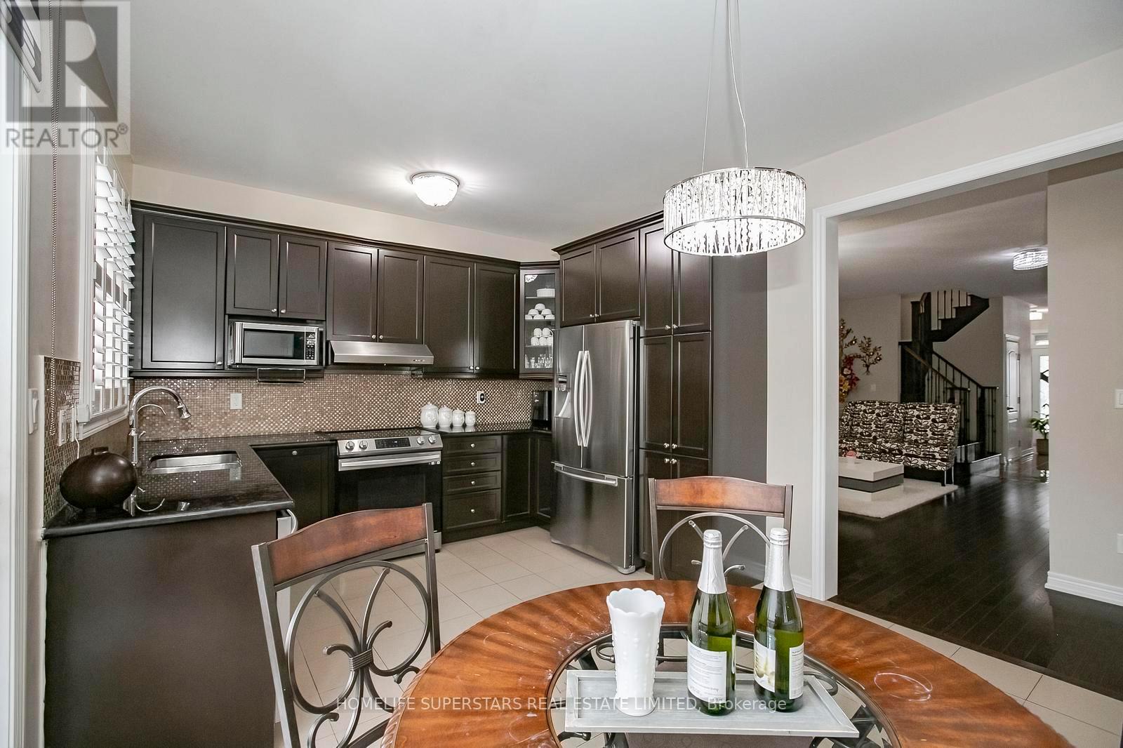 18 RIPPLE STREET - 18