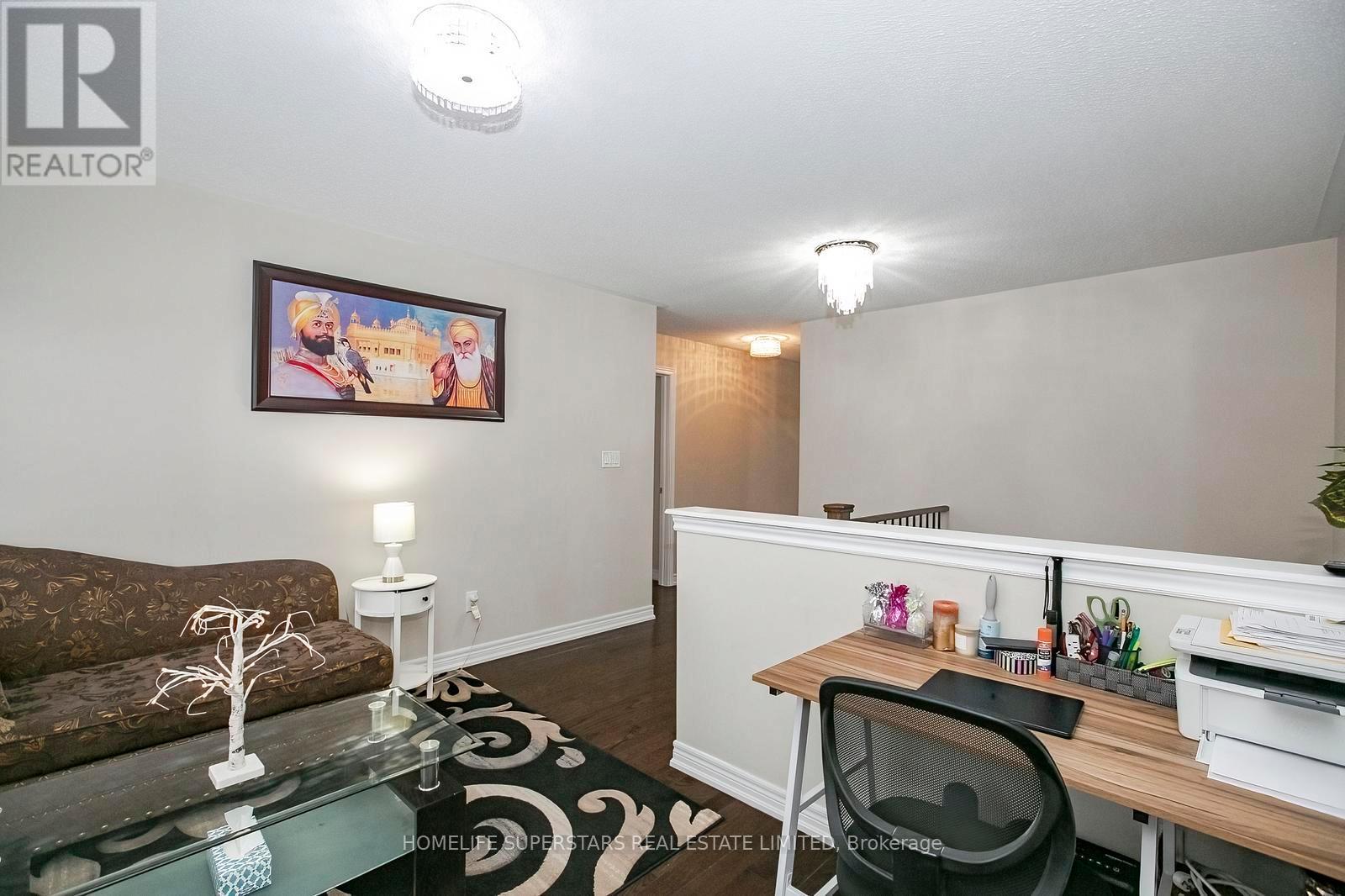 18 RIPPLE STREET - 24