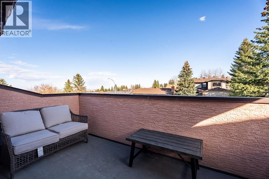 76 Beaconsfield Way NW — photo 39