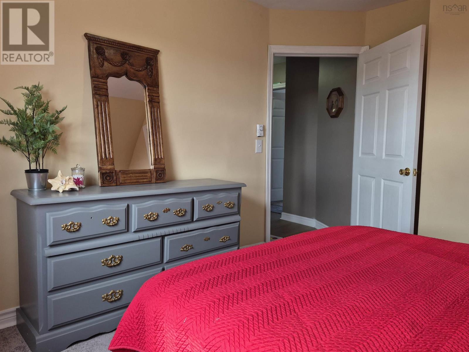 Property 3 of 49 of 2591 Barronsfield Road