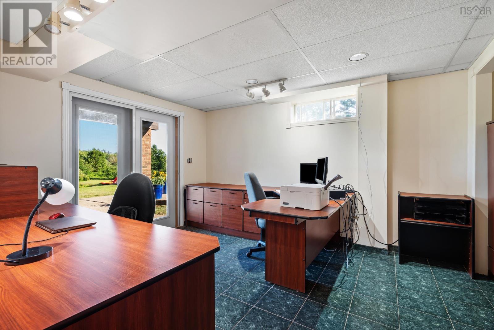 1518 Patrice Road - 38