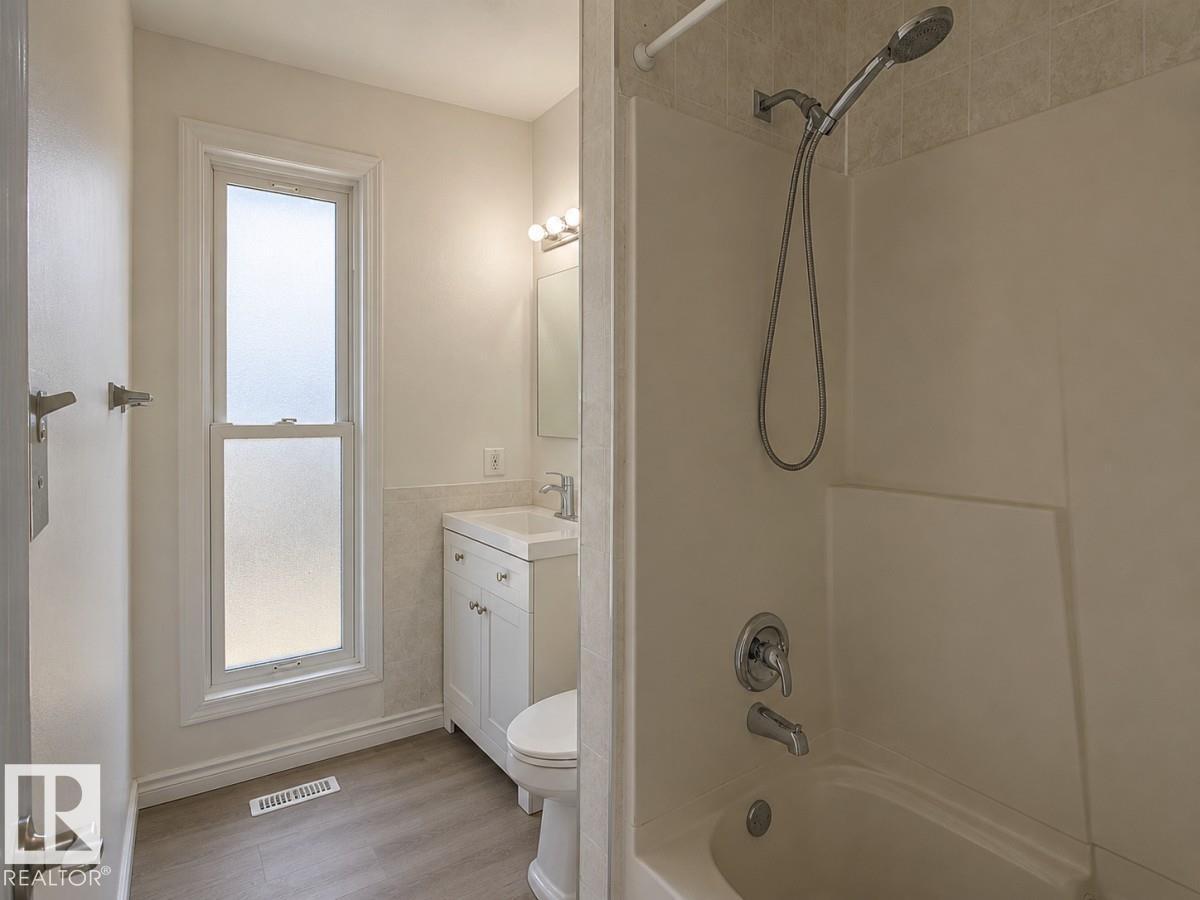 14458 56 ST NW - 16