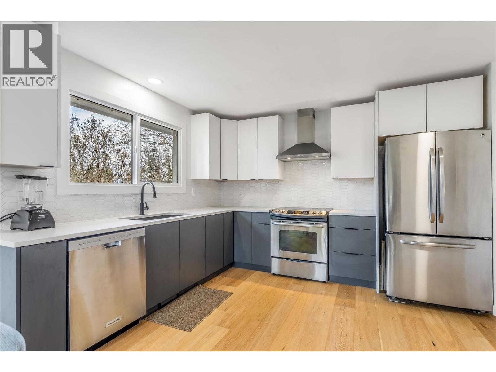 460 Eldorado Road - 16