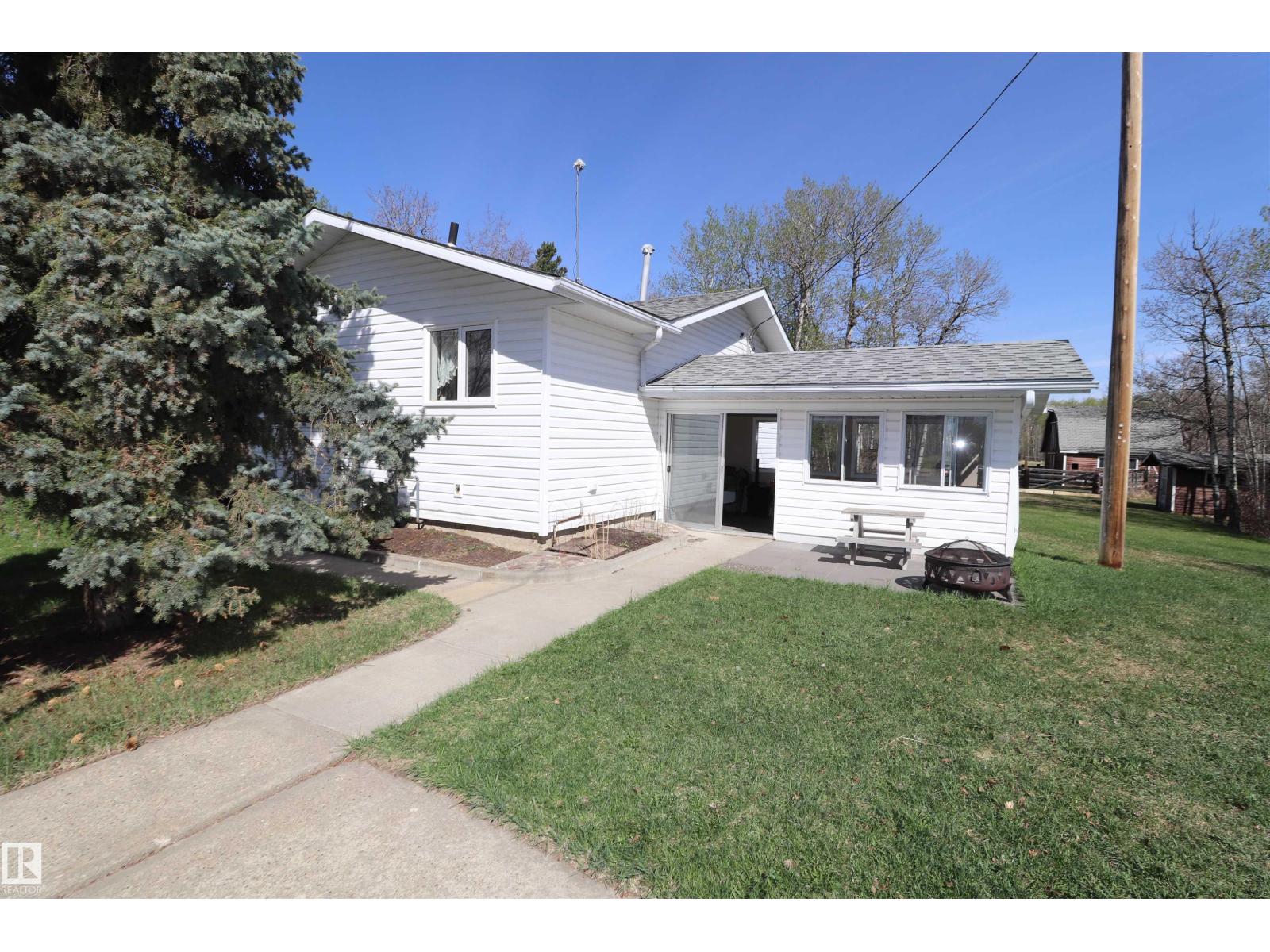 #1 22348 TWP ROAD 512, Rural Strathcona County