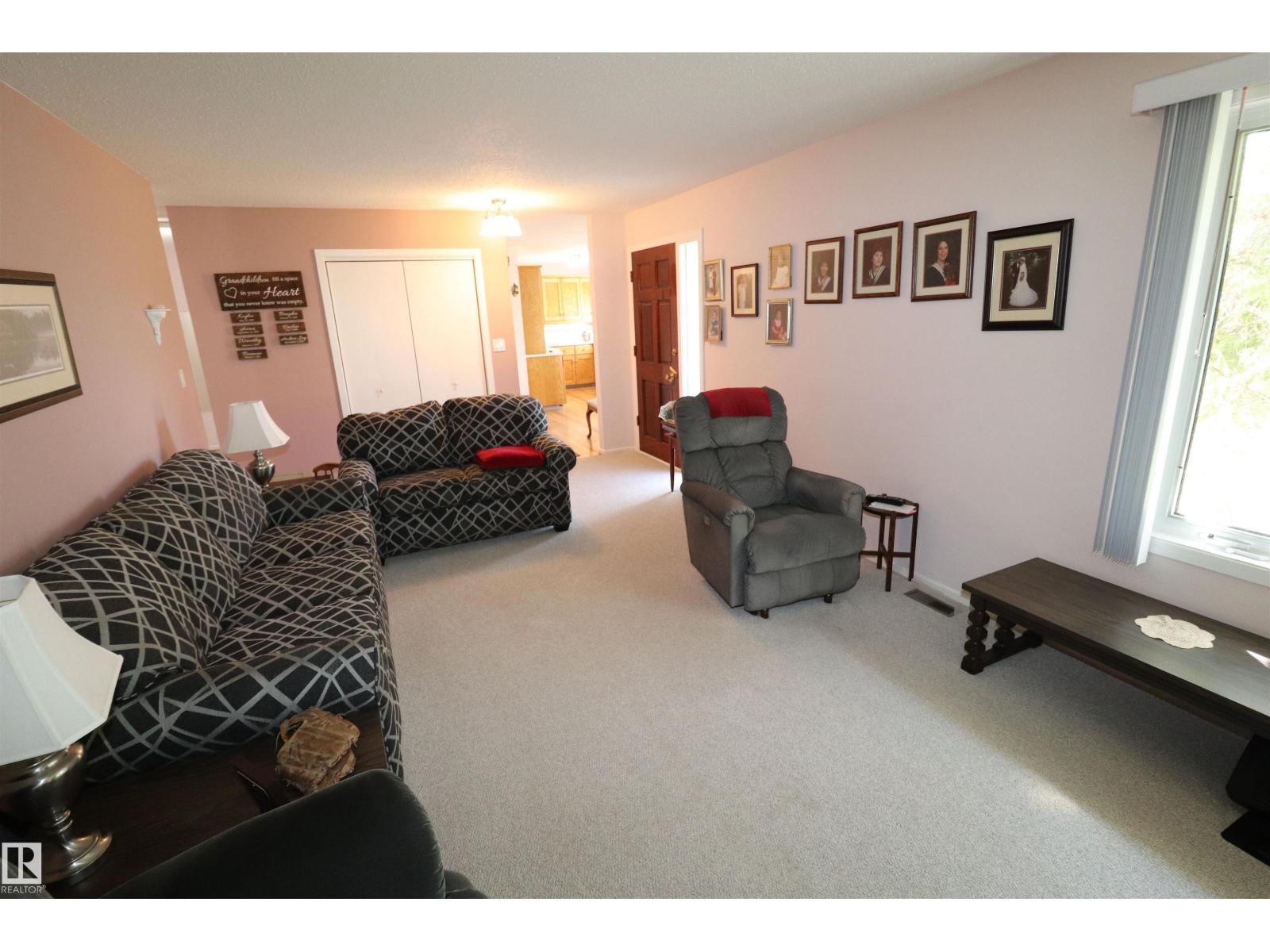 #1 22348 TWP ROAD 512, Rural Strathcona County