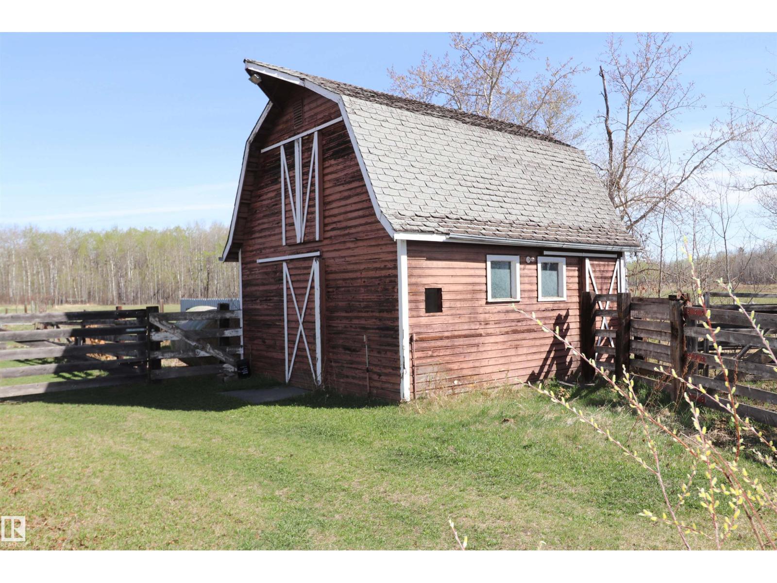 #1 22348 TWP ROAD 512, Rural Strathcona County