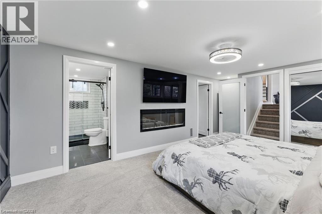 160 COUNCIL Crescent - 19