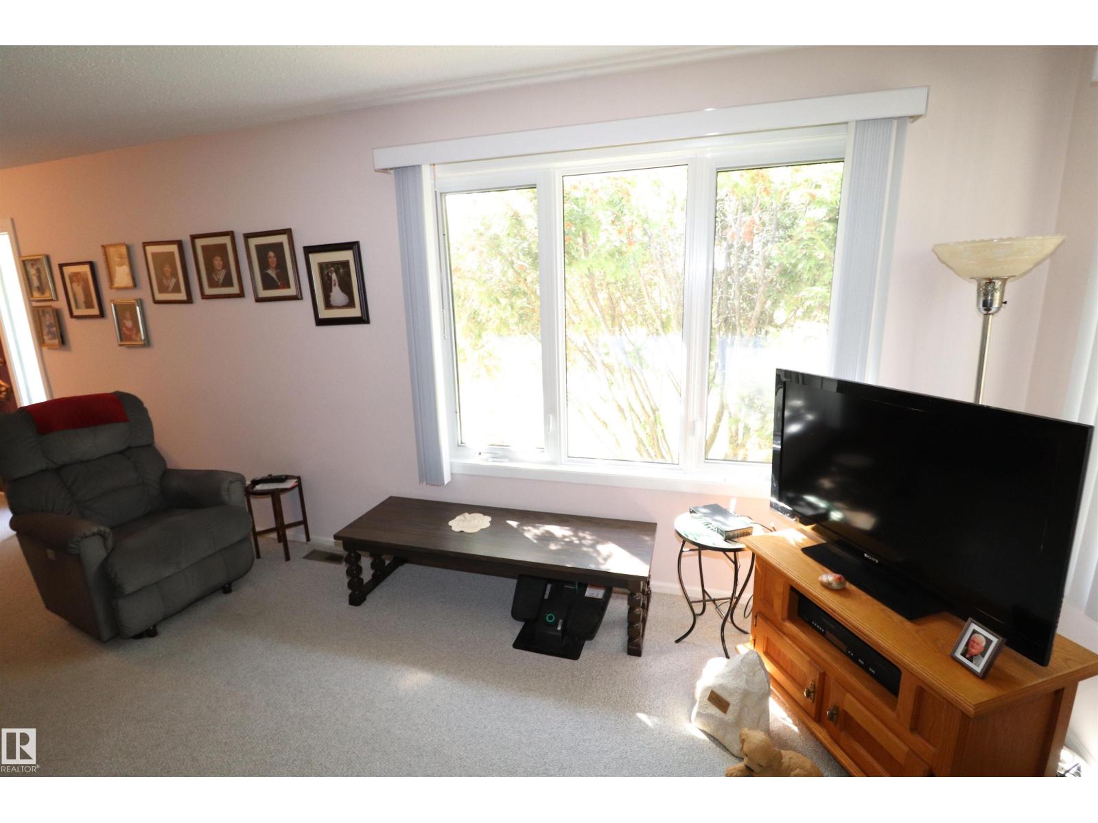 #1 22348 TWP ROAD 512, Rural Strathcona County