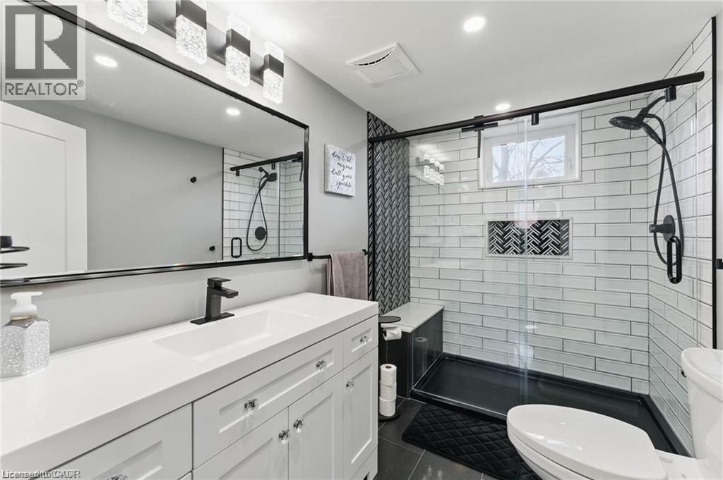 160 COUNCIL Crescent - 20