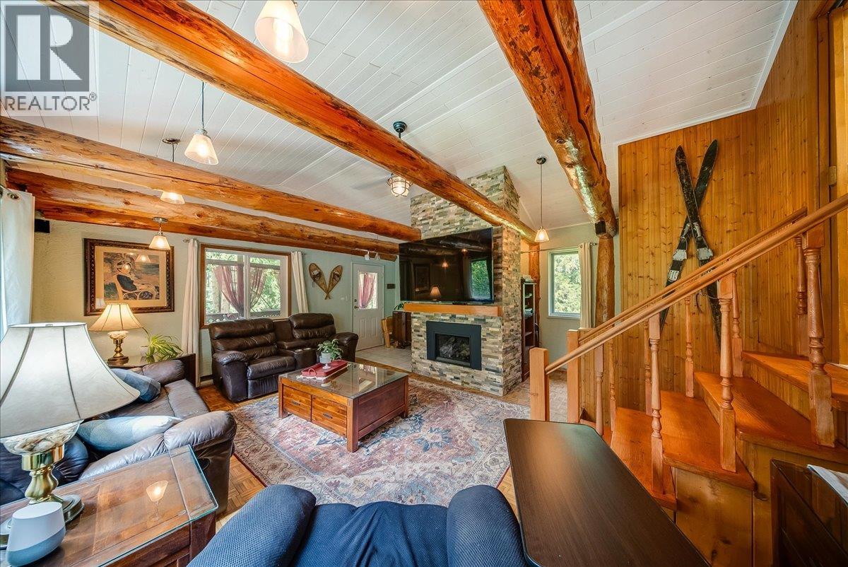 2280 Old Salmo Road - 6