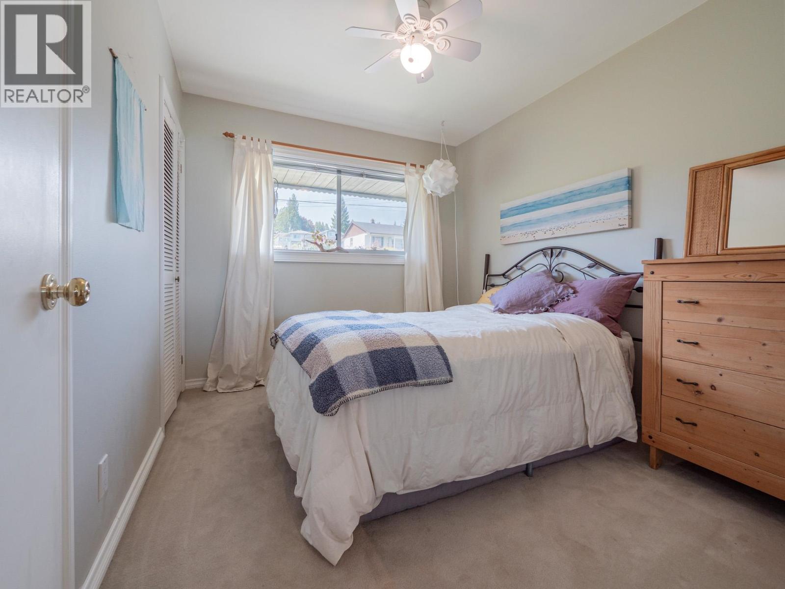 616 N FLETCHER ROAD, Gibsons