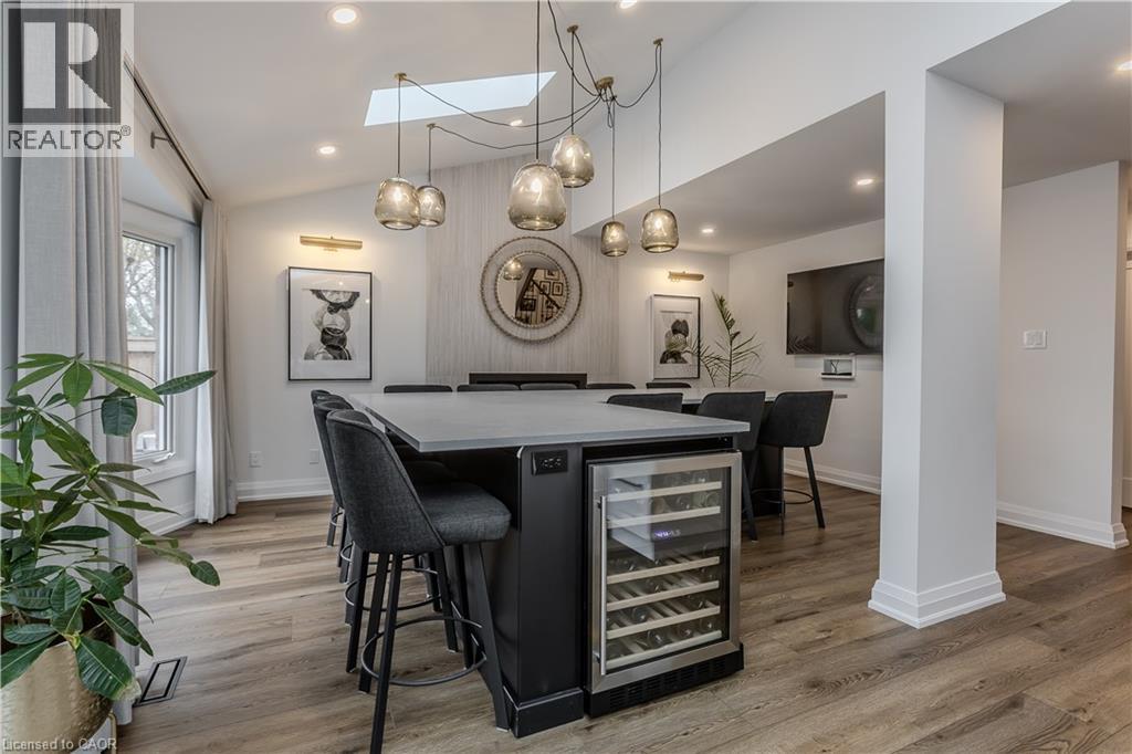 3199 DESMOND Drive - 12